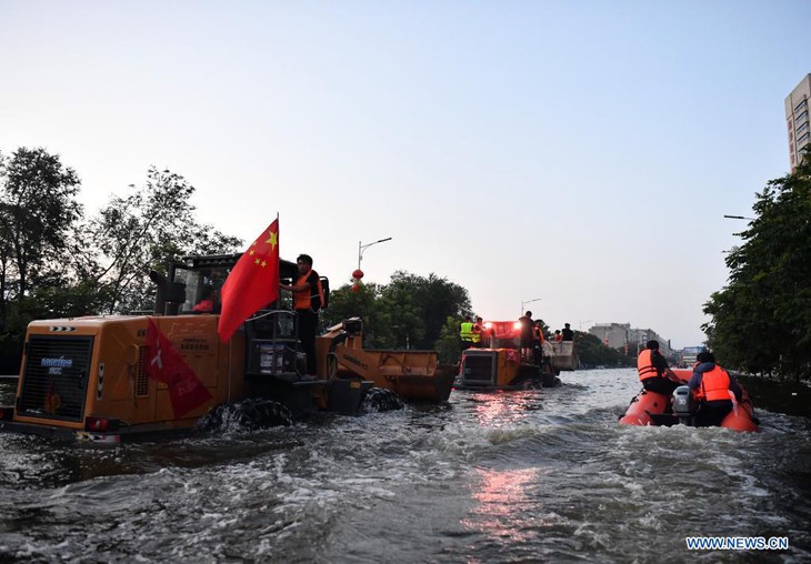 cuu ho lu lut o Weihui, Ha Nam, Trung Quoc_3